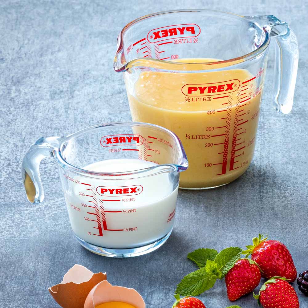 Pyrex 0.25L Measuring Jug Image 4