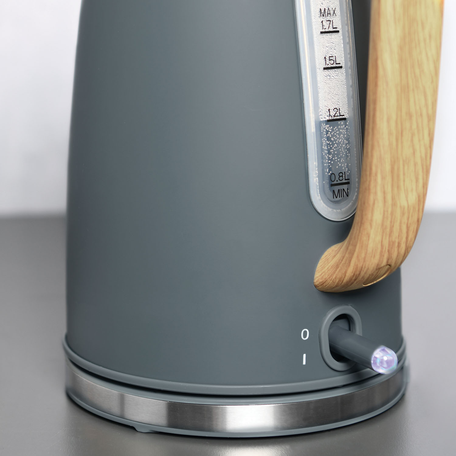 Retreat Metal Kettle with Lite Wood Handle Dark Grey Image 2