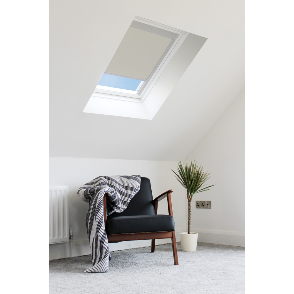 Bloc Blinds Light Grey Blackout Silver Frame Size P08 Velux Roof Window Skylight Blind Image 3