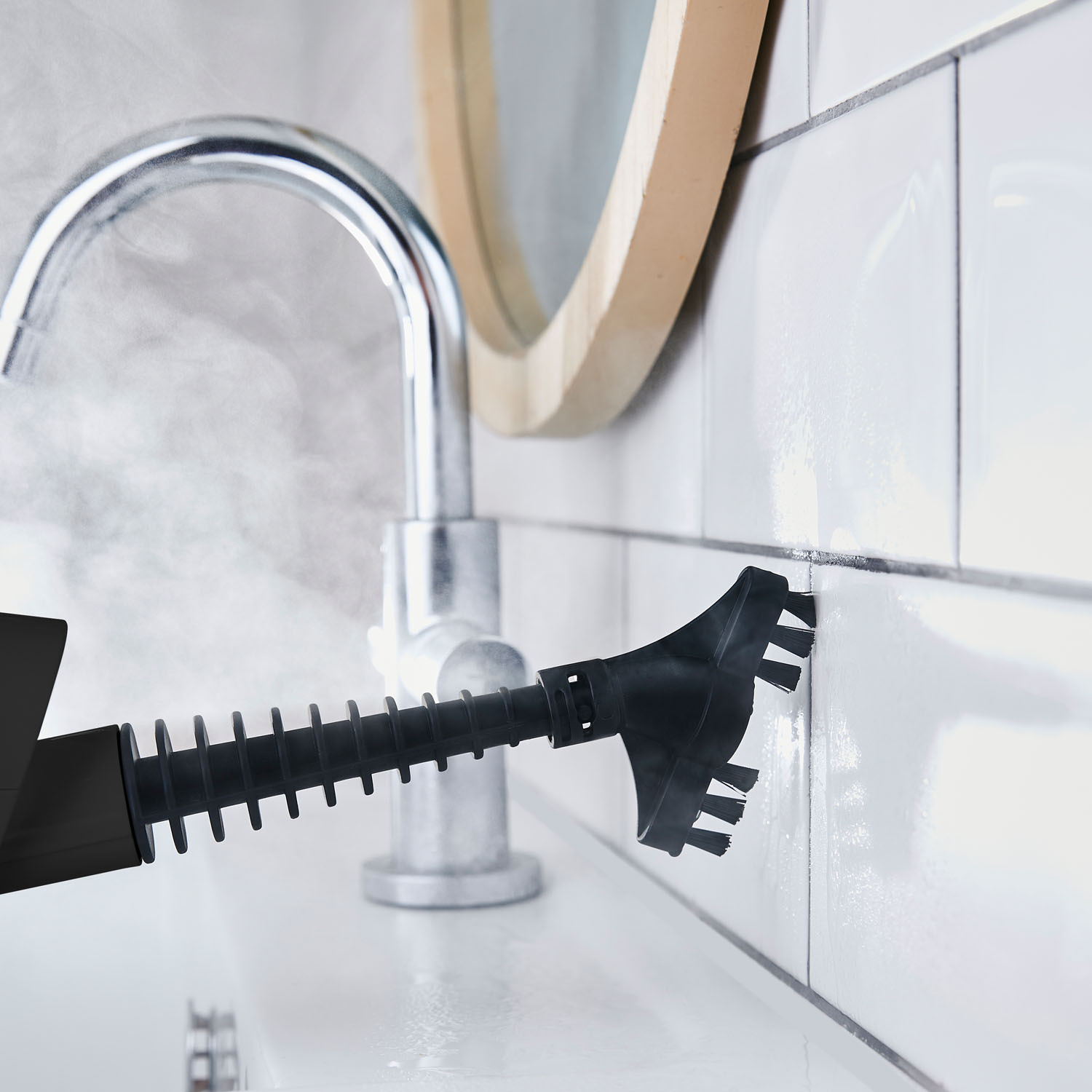 16-In-1 Steam Mop - Platinum Image 5