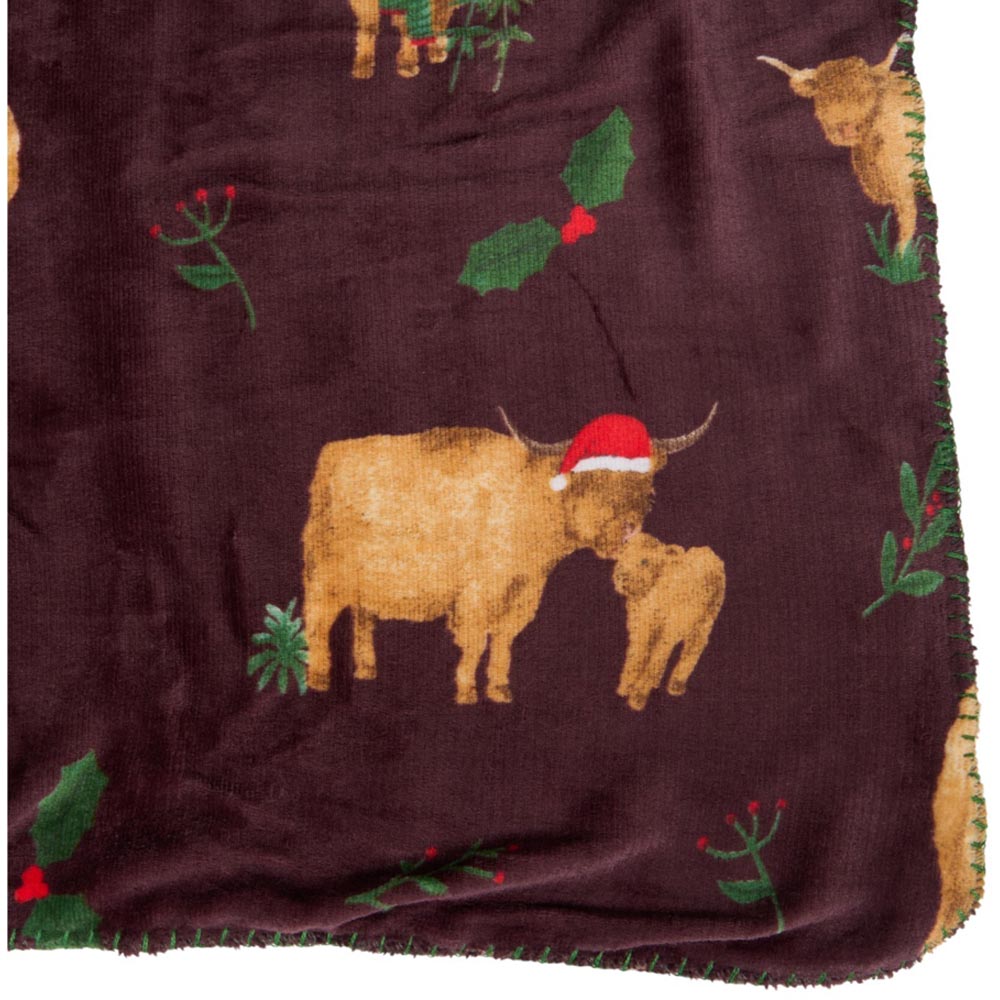 Christmas Highland Cows Throw - Burgundy and Green Image 4