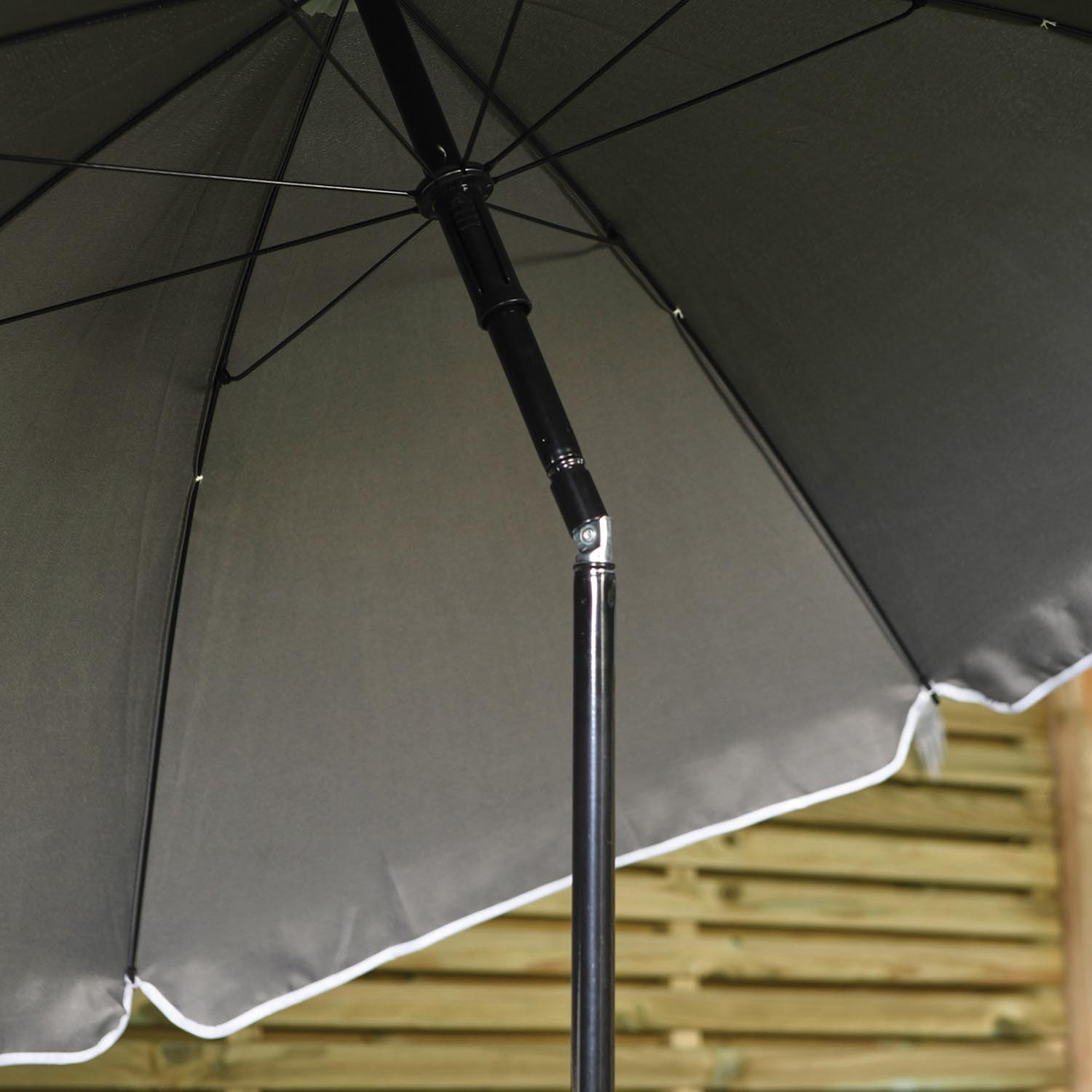 Single Beach Parasol 1.8m in Assorted Styles Image 9