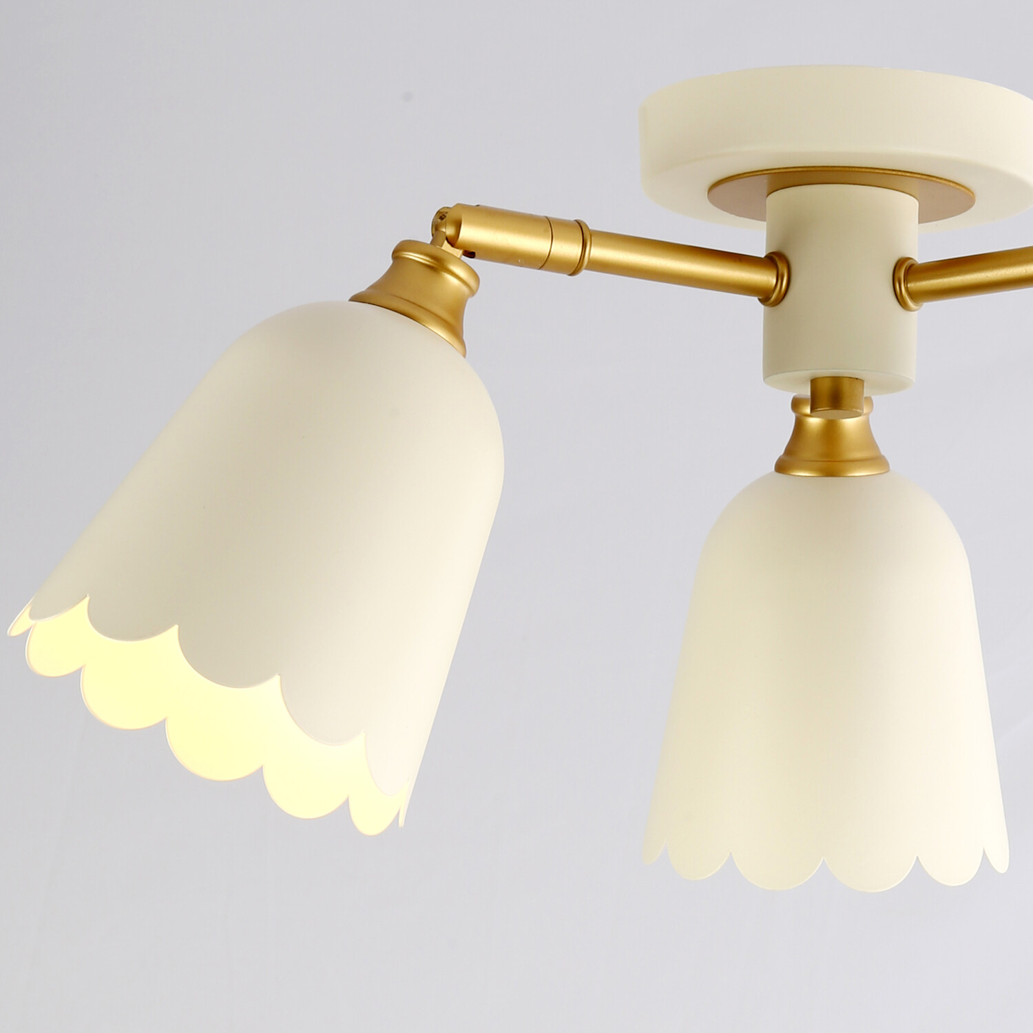 Scalloped 3 Arm Ceiling Fitting Cream Image 4