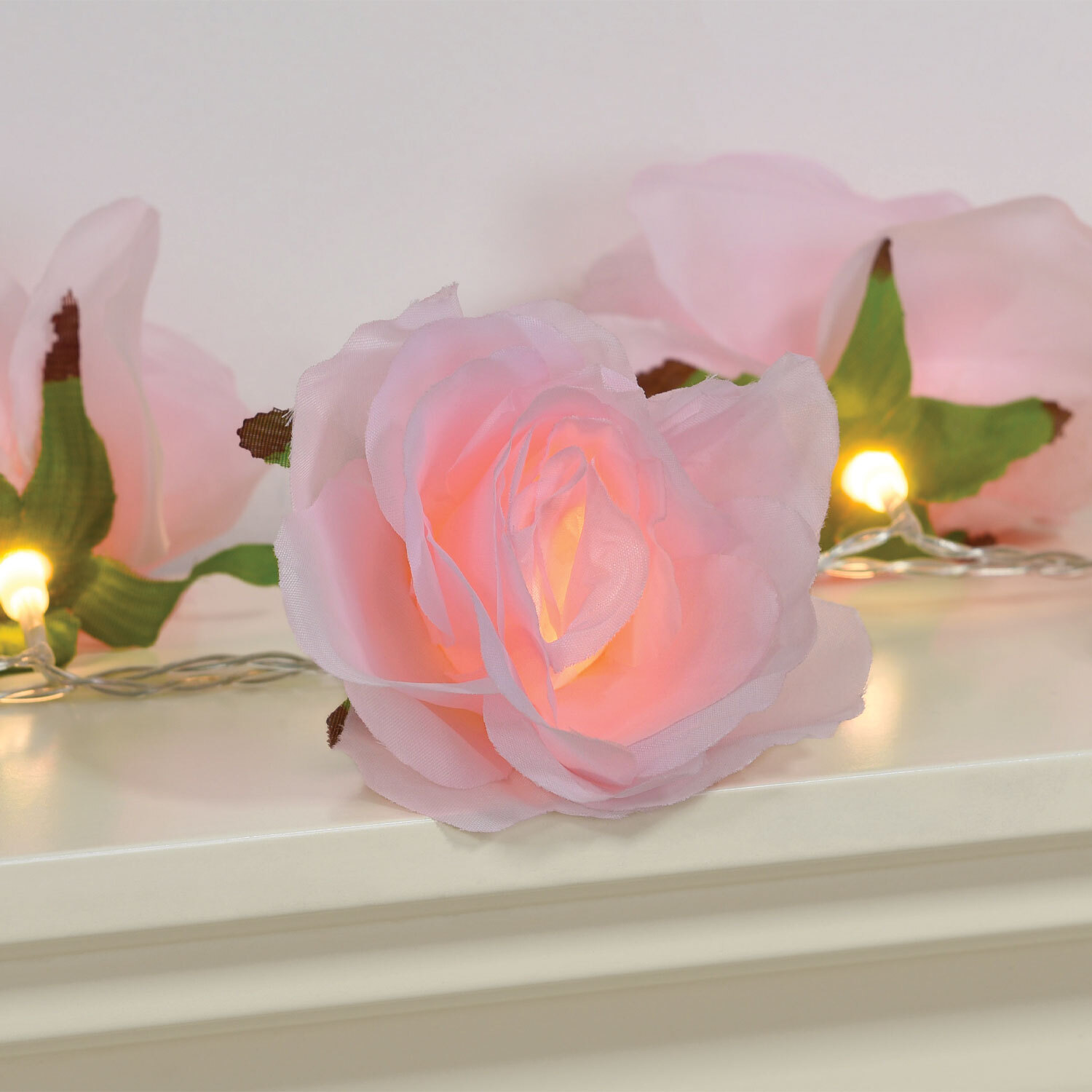 15 LED Rose String Light Pink Image 3