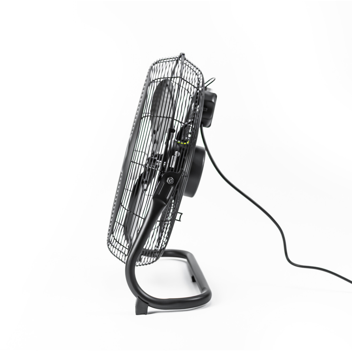 Status Black High Velocity Pedestal Fan 18 inch Image 2