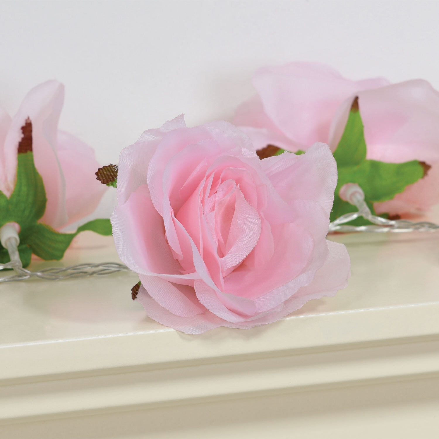 15 LED Rose String Light Pink Image 4