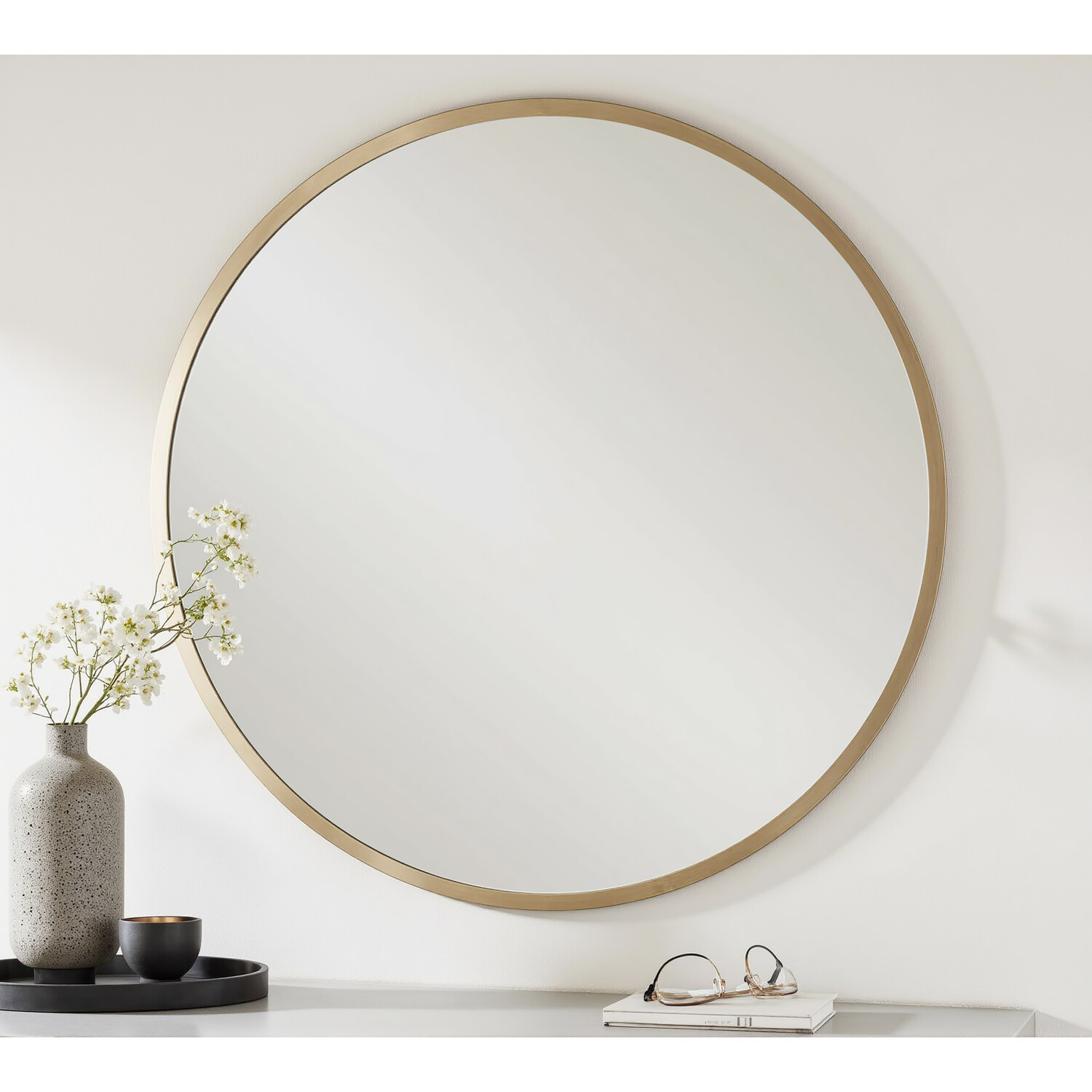 Round Metal Mirror Gold 38cm Image 4