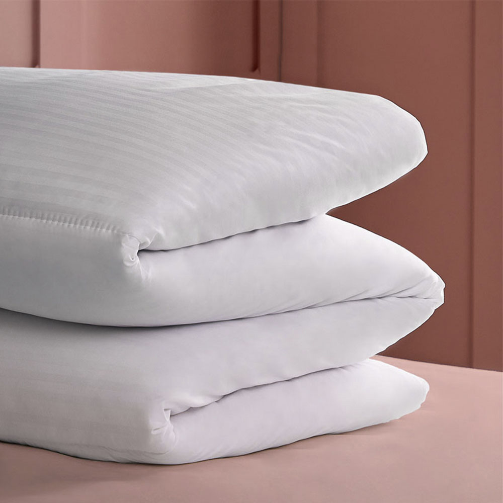 Silentnight Hotel Collection King Size White Duvet 10.5 Tog Image 2