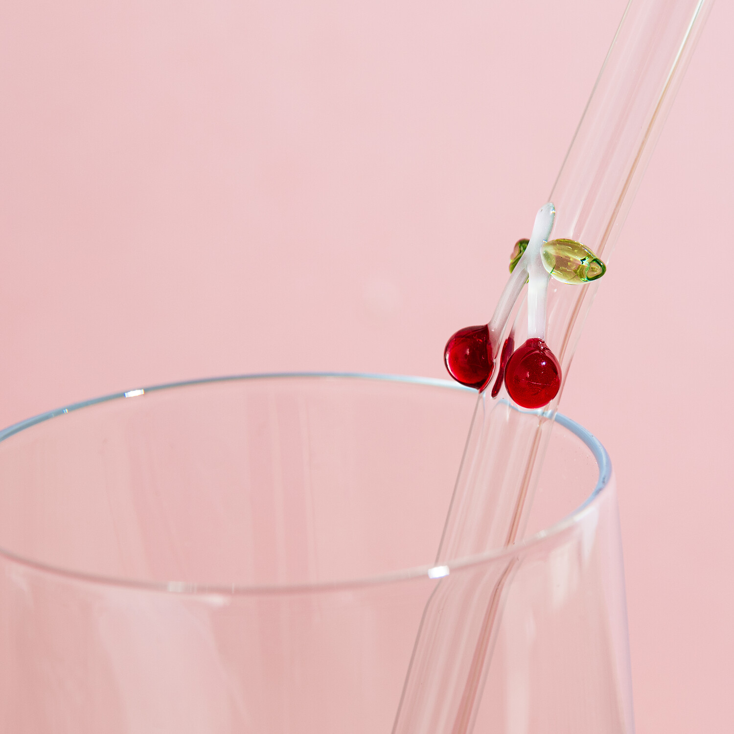 Cherry and Pink Bow Straws Image 10