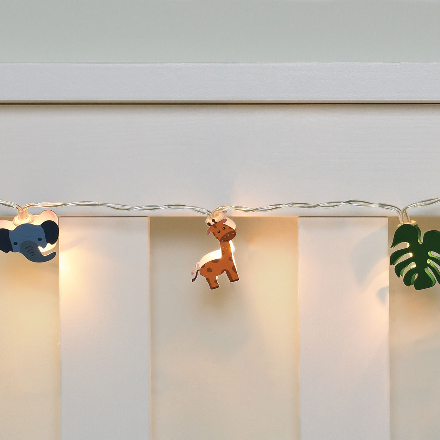 15 LED Jungle String Light - Multicolour Image 3