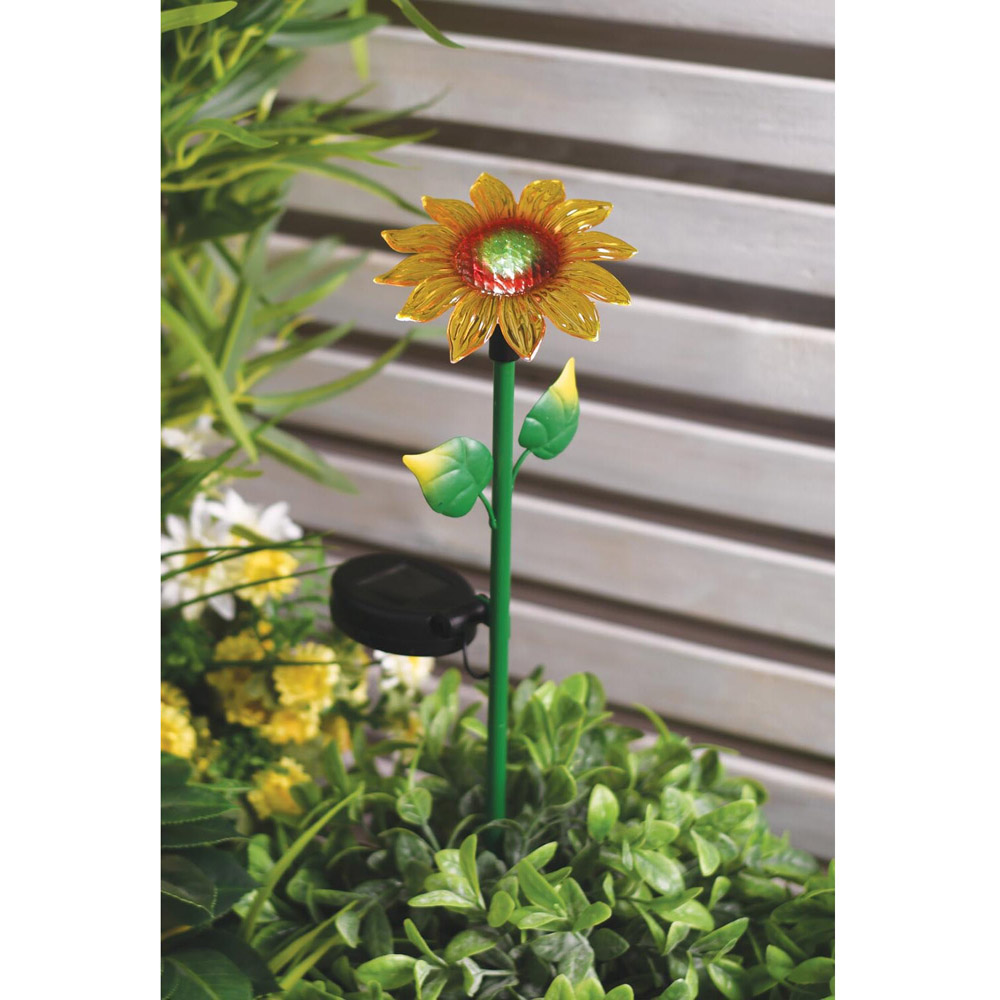 Solar Sunflower Stake Light Image 9