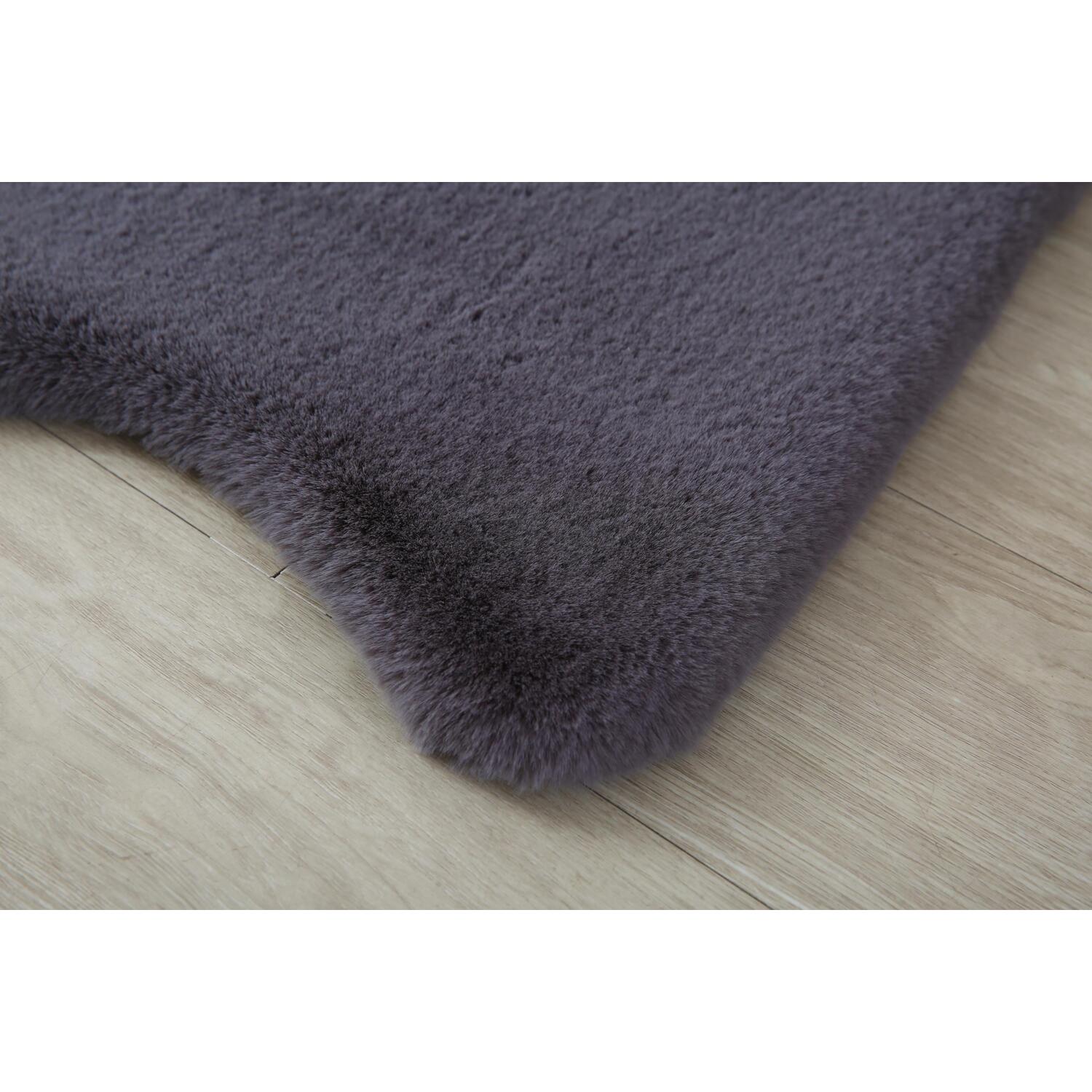 Faux Rabbit Fur Pelt Rug - Warm Grey Image 3