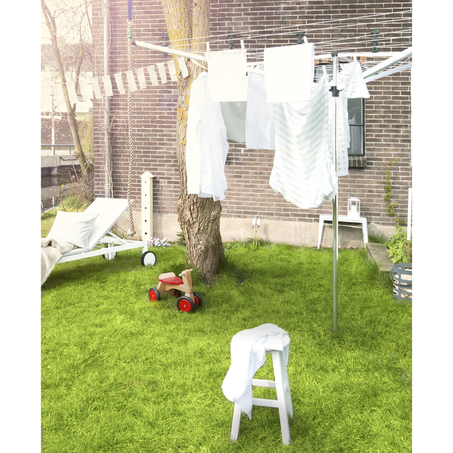 Brabantia Essential Rotary Airer with Ground Tube 30m Image 7