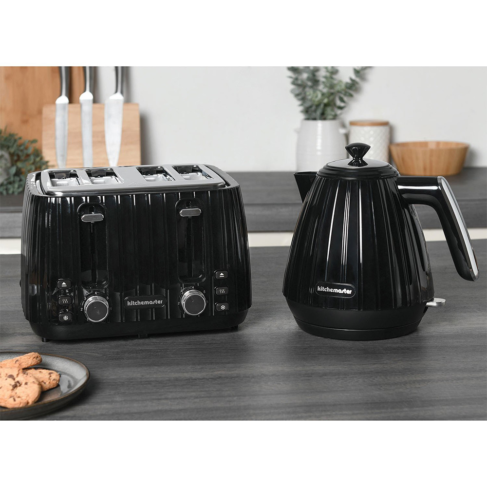 KitchenMaster Waterfall Kettle - Black Image 5