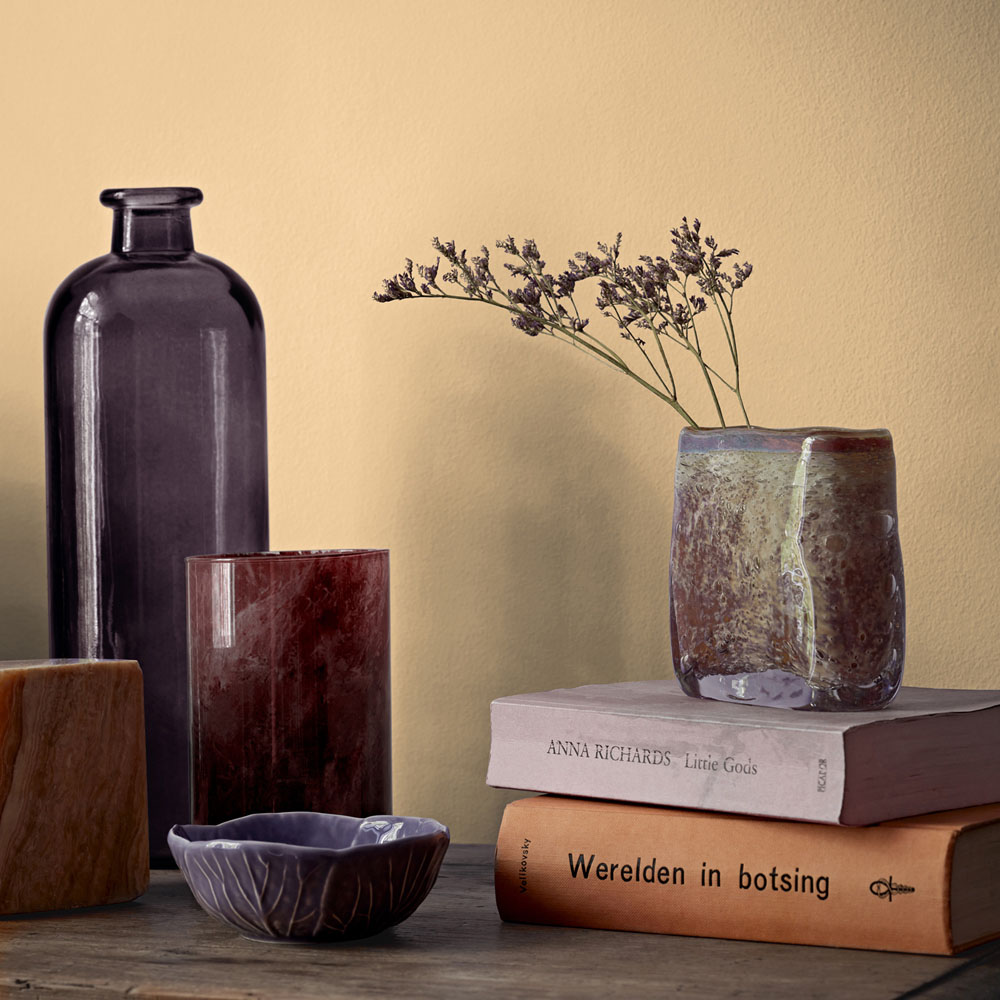 Crown Breatheasy Walls & Ceilings Egyptian S& Matt Emulsion Paint 2.5L Image 5