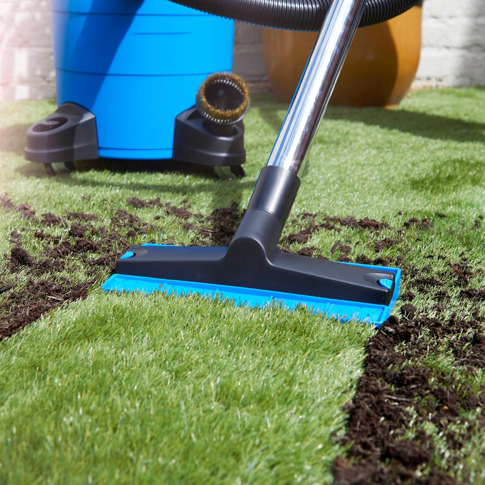 Vacmaster Artificial Grass Wet and Dry Vacuum Cleaner 1250W Image 6