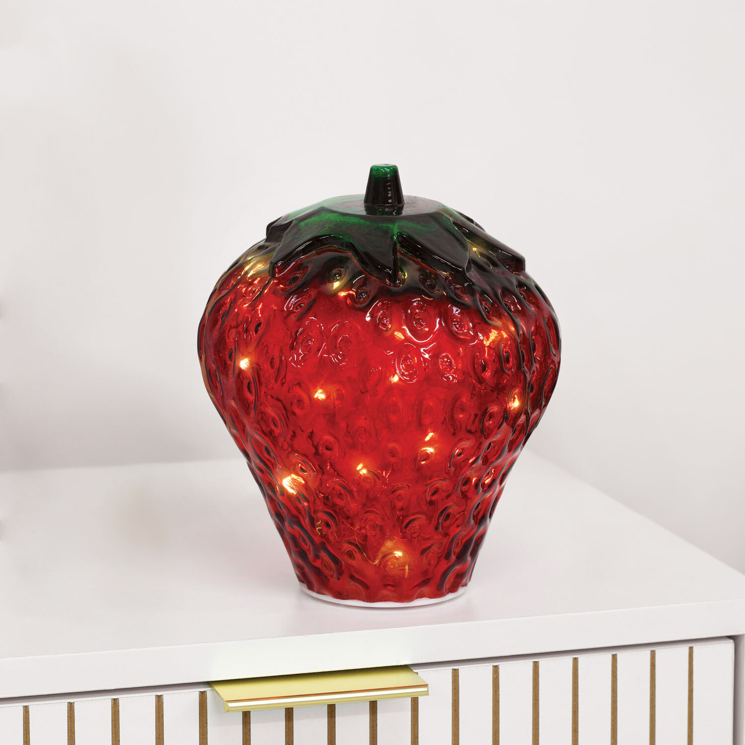 Strawberry Light - Red and Green Image 2