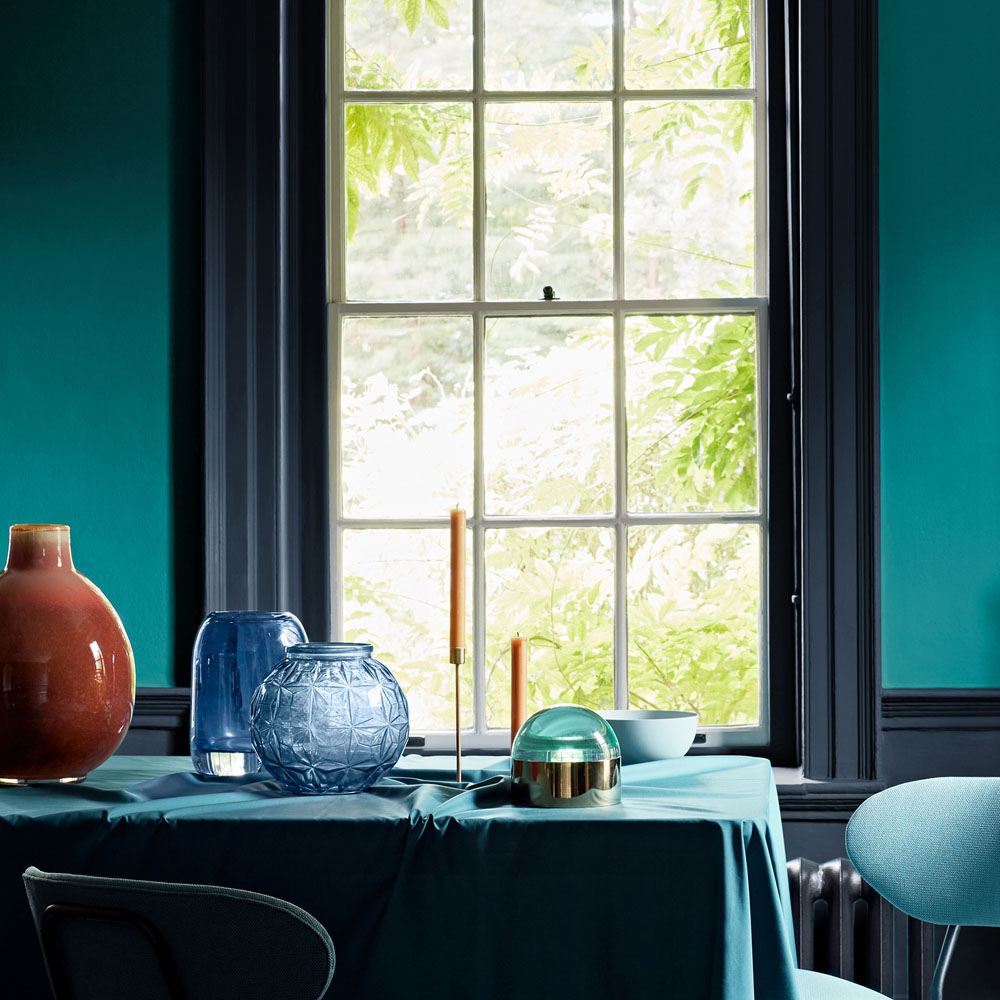 Crown Walls & Ceilings Palm Springs Matt Emulsion Paint 2.5L Image 5