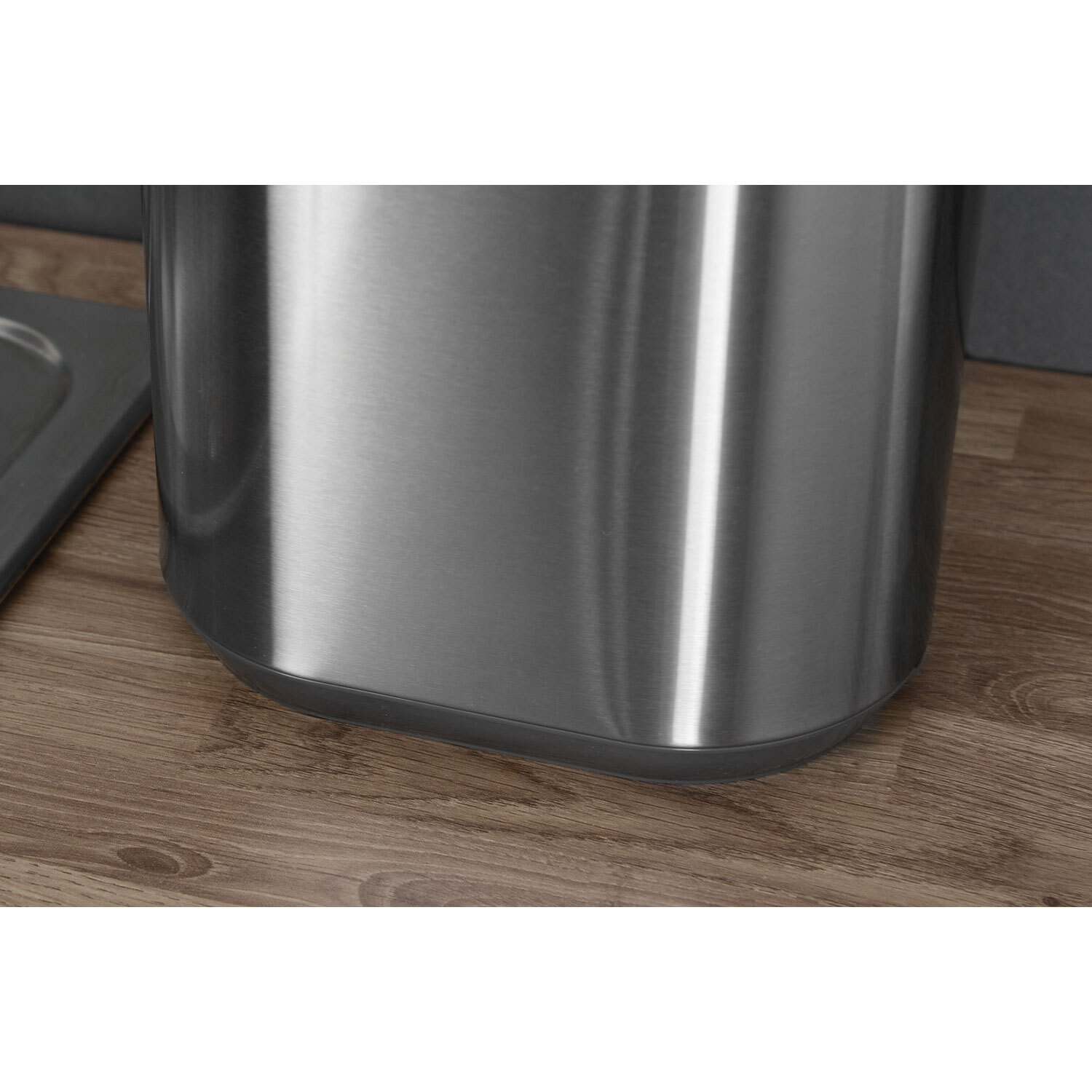 Knife and Utensil Holder Image 3