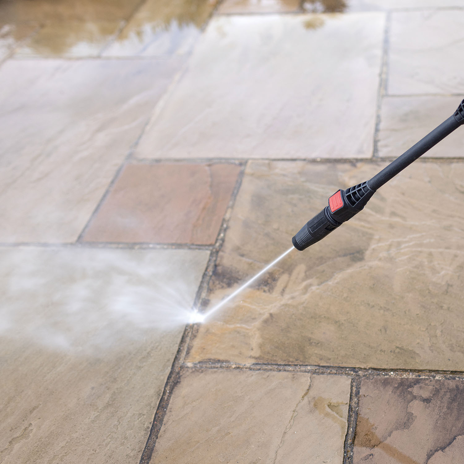 Saber 1600W Pressure Washer Black and Orange Image 16