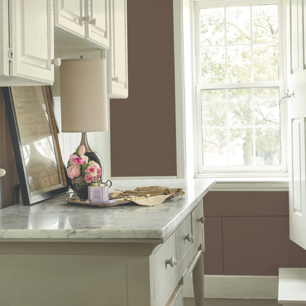 Johnstone's Walls & Ceilings Mocha Soft Sheen Paint 2.5L Image 4