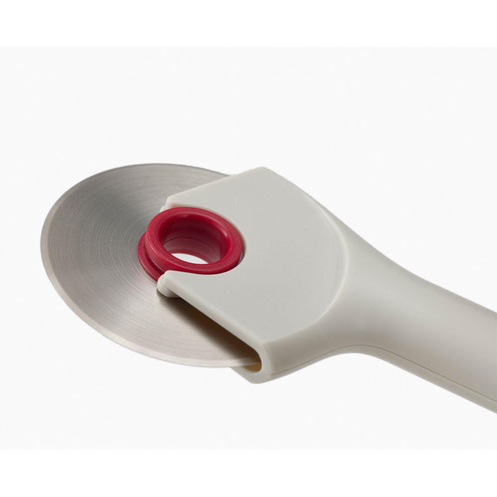 Joseph Joseph Ringo Red Easy-Clean Pizza Cutter Image 3