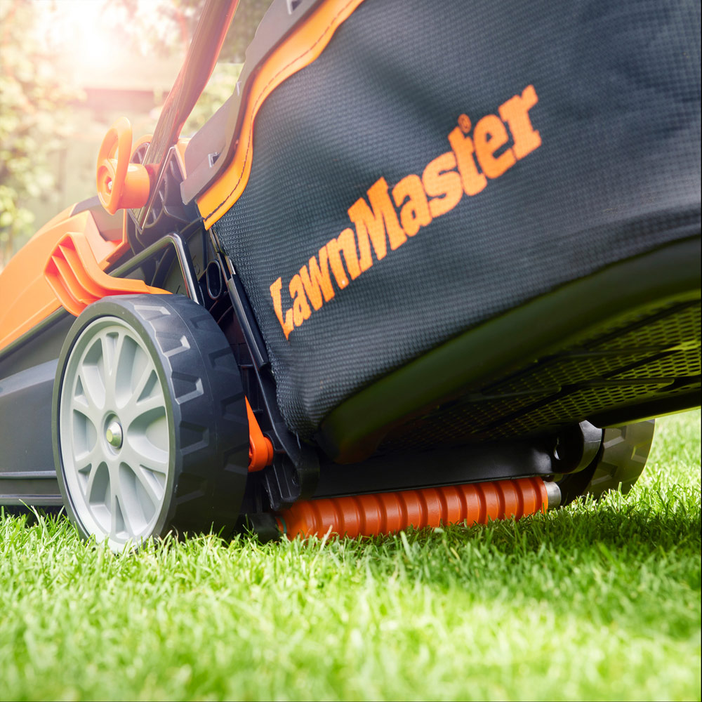 LawnMaster MEB1434M COMBO 1400W Hand Propelled 34cm Rotary Electric Lawn Mower with Line Trimmer Image 4
