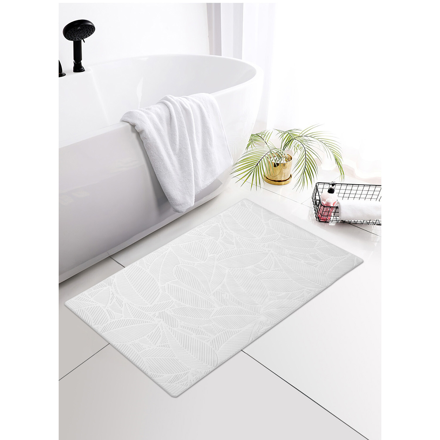 Leaf Rubber Bath Mat Image 2