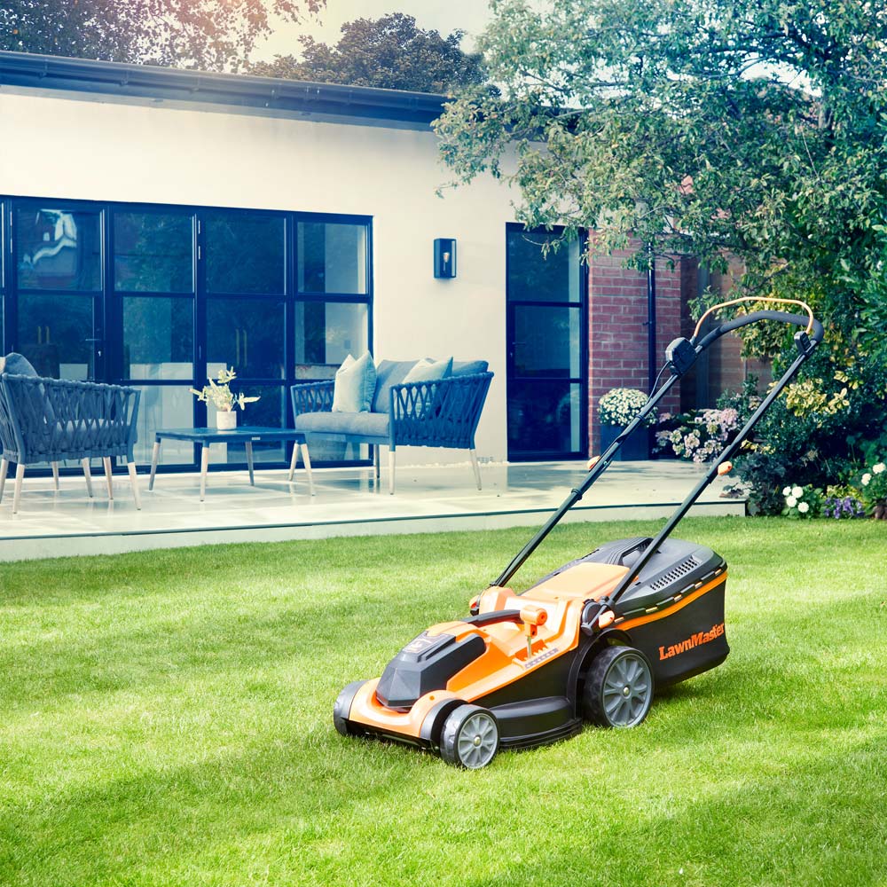 LawnMaster CLMF2437G-01 24V Hand Propelled 37cm Rotary Battery Lawn Mower Image 2