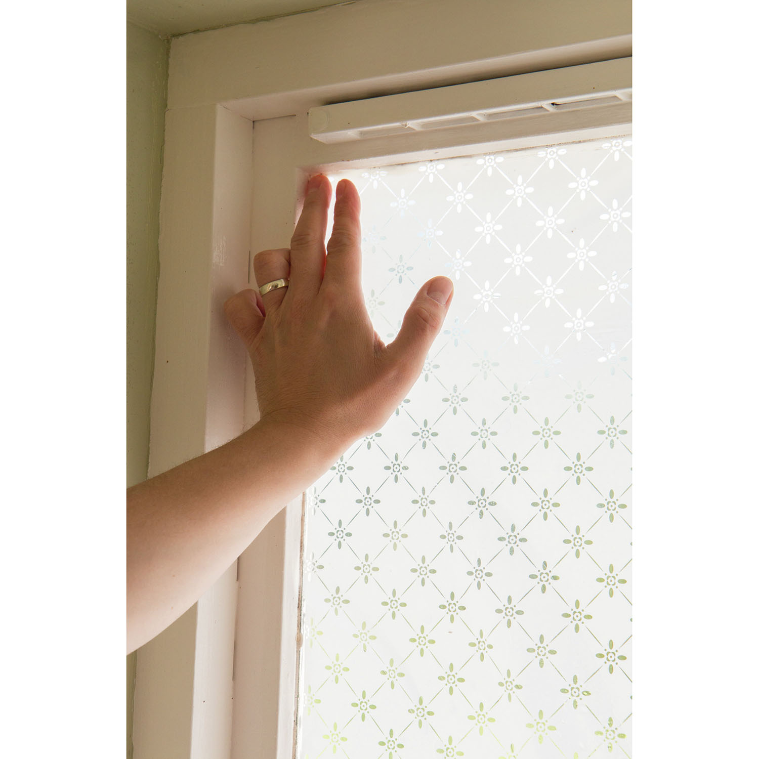 d-c-fix Self Adhesive Static Ally Window Privacy Film - White/Translucent Image 7