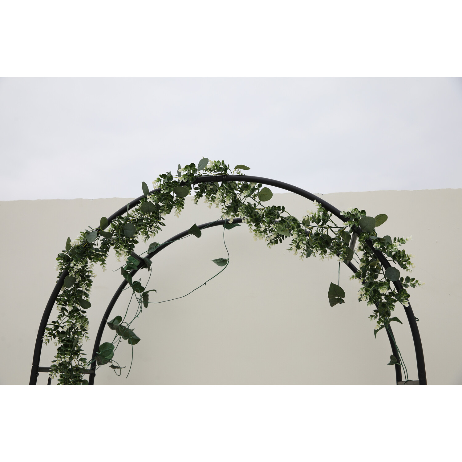 Annabelle Arch Bench - Black Image 3