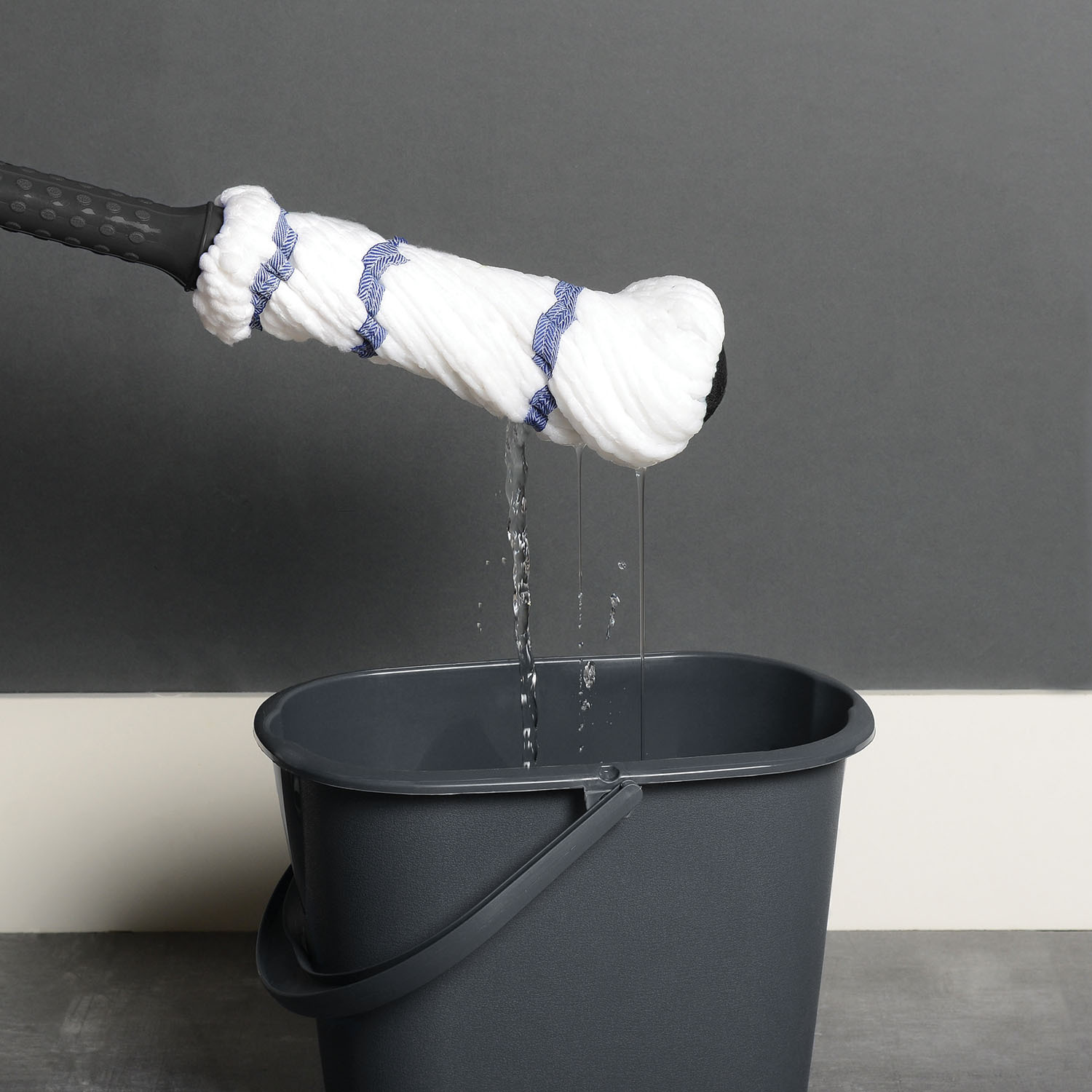 Twist Mop with Steel Handle - Multicolour Image 6