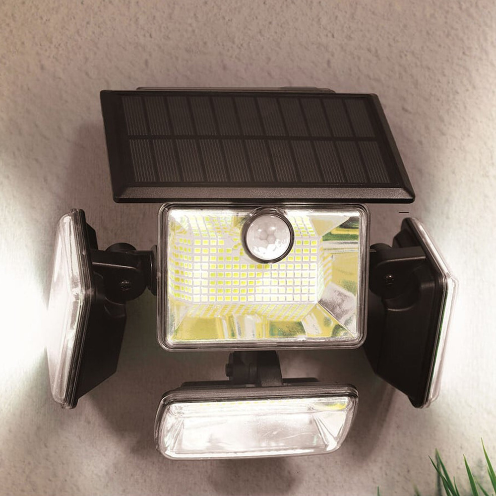 Solar Motion Sensor Light - Black Image 2