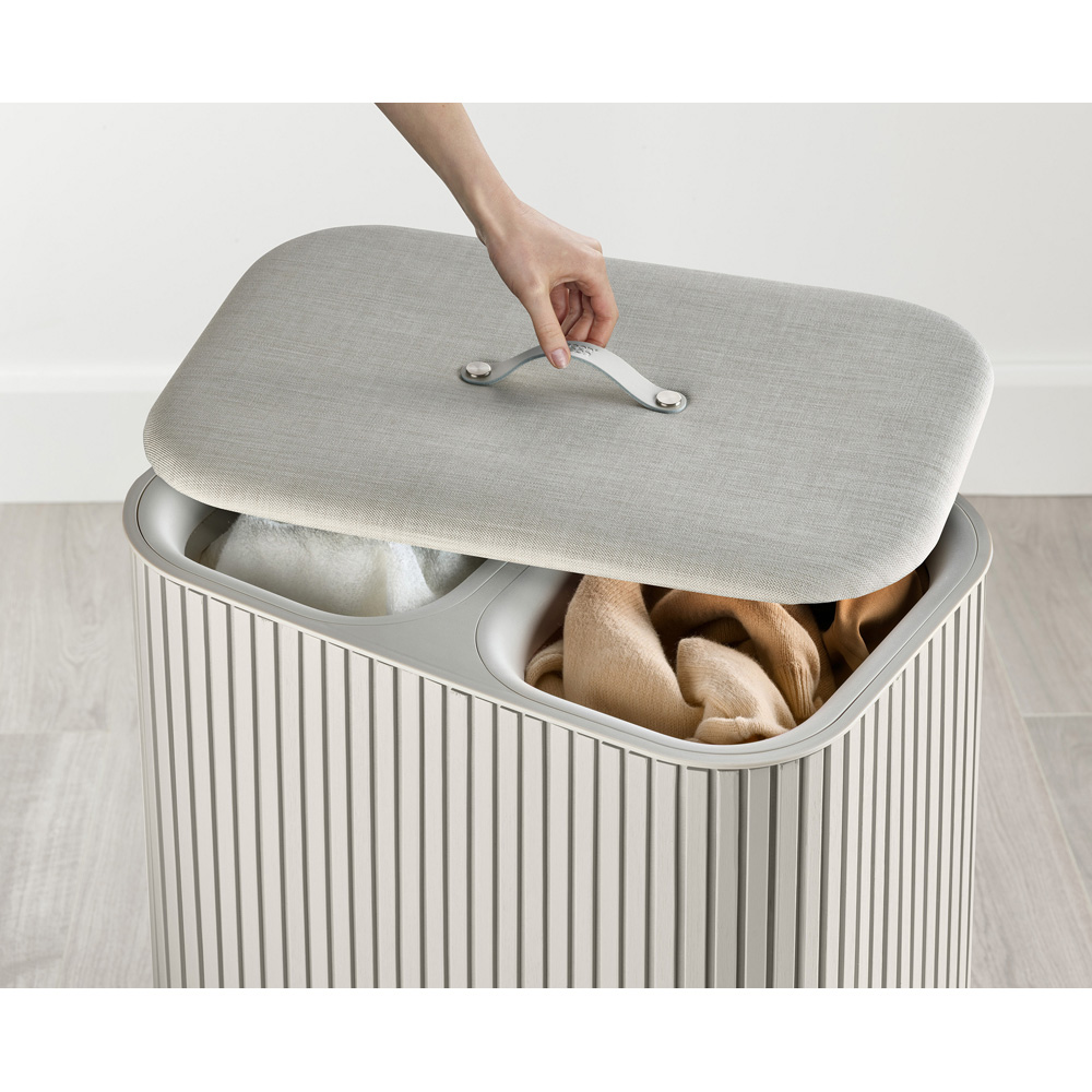 Joseph Joseph Tota Luxe Ecru Dual Compartment Laundry Basket with Lid 90L Image 7