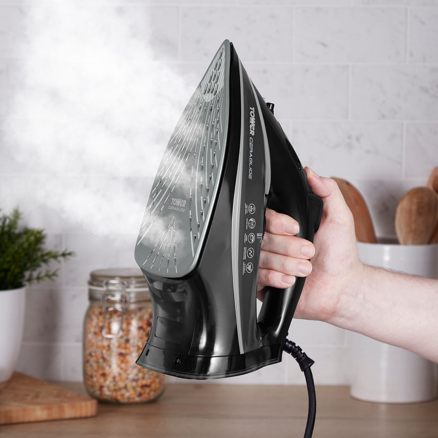 Tower CeraGlide Platinum Steam Iron 3100W Image 7