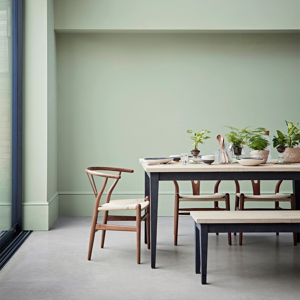 Crown Easyclean Mellow Sage Matt Emulsion Multisurface Paint 2.5L Image 4
