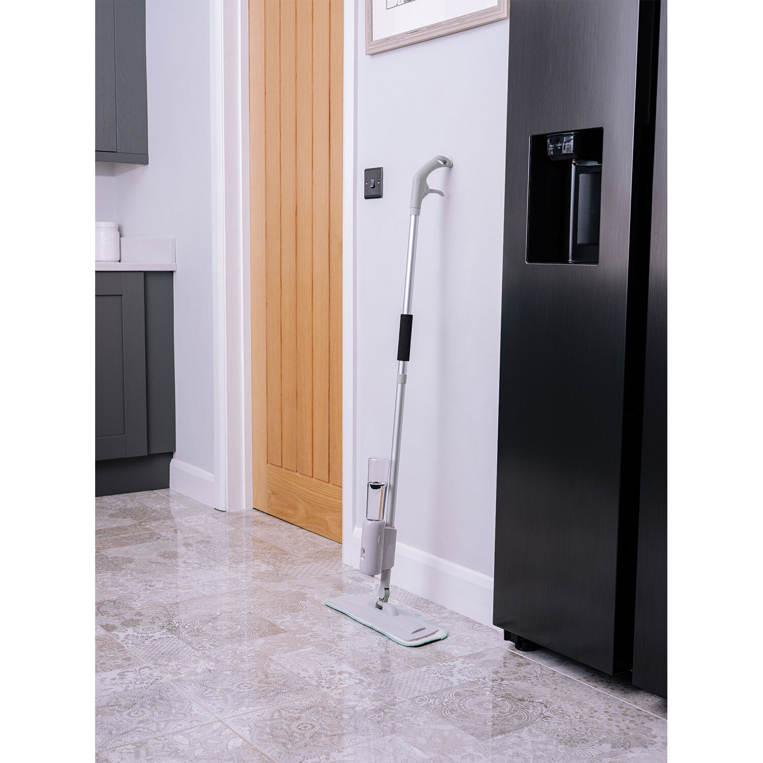 Addis 2 in 1 Spray Mop Image 2