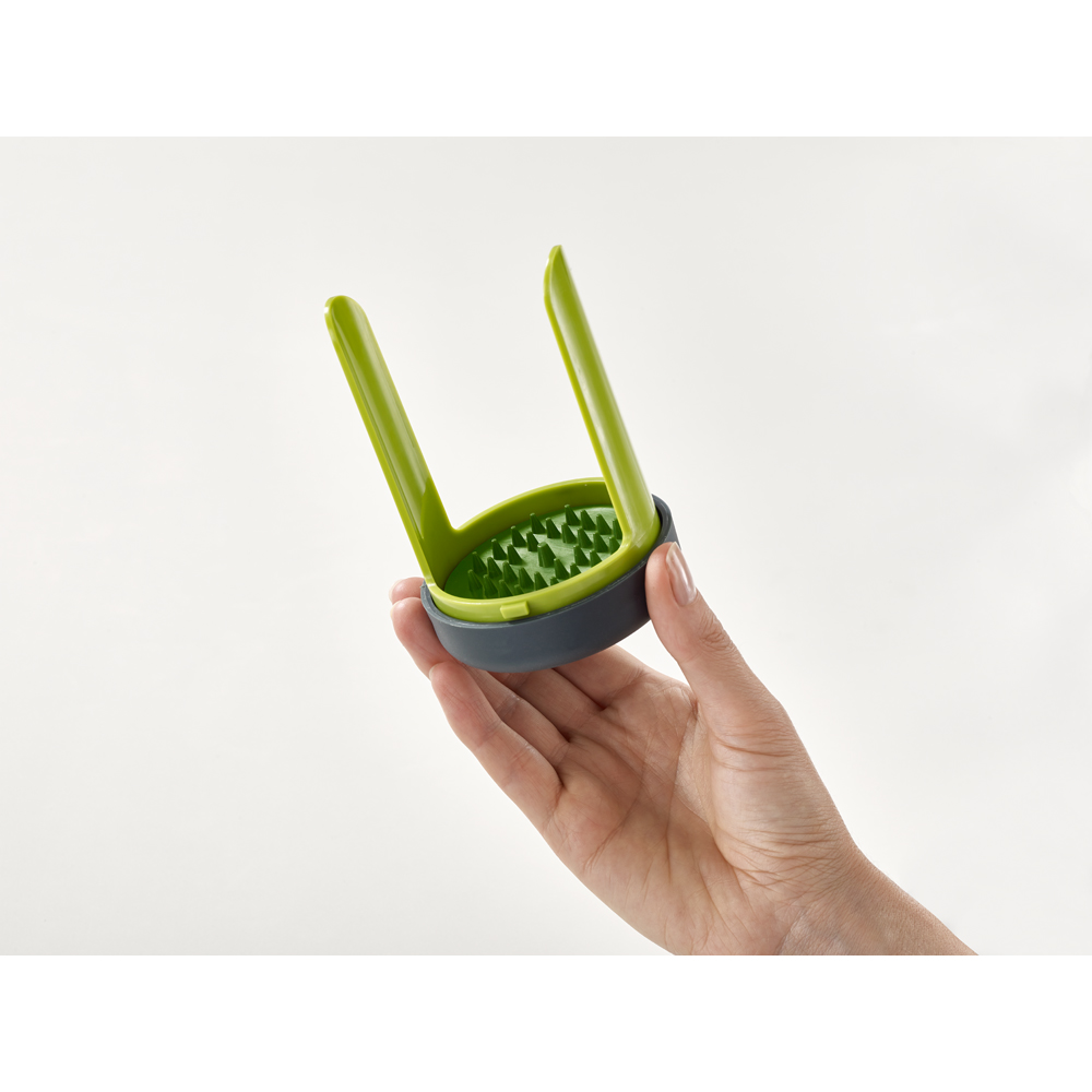 Joseph Joseph Spiro Green Hand-Held Spiralizer Image 7