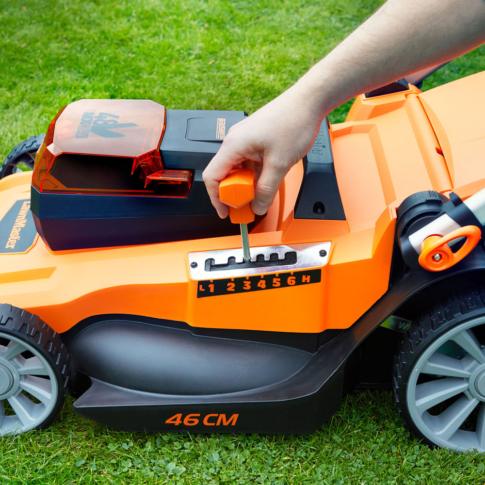 LawnMaster MX 24V 48V 46cm Cordless Lawnmower with 2 Battery Set Image 6