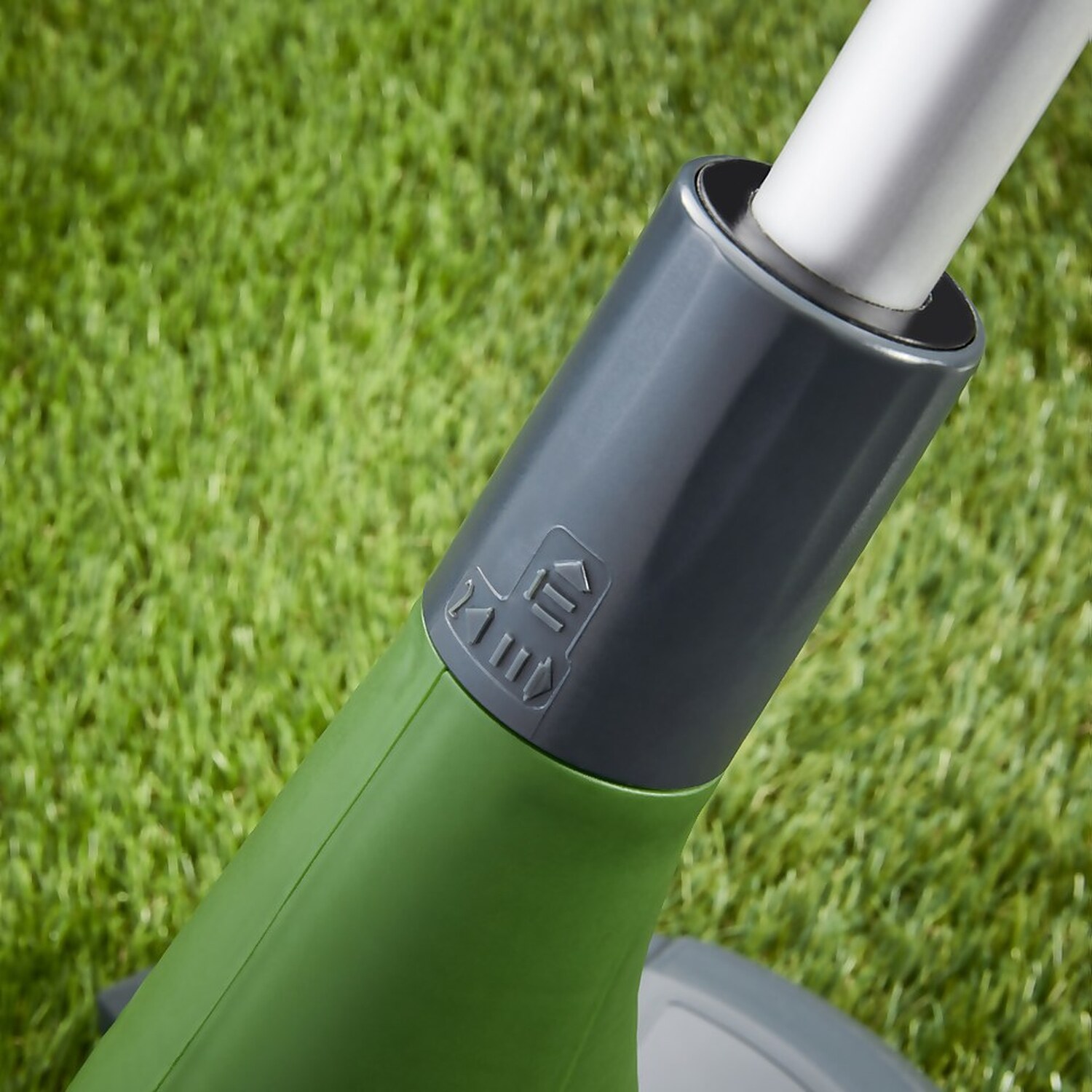 Powerbase Lawn Mower and Strimmer Image 9