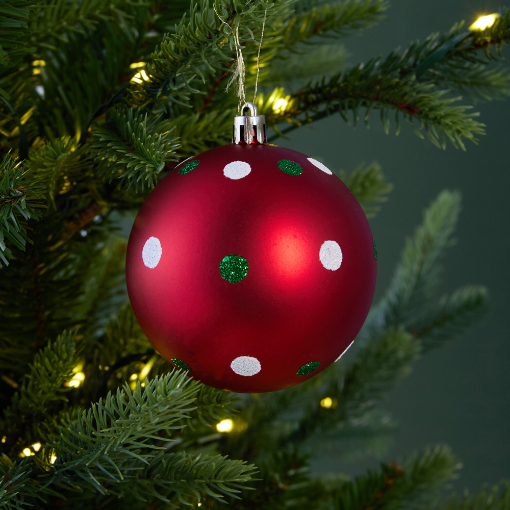 Pack of 12 Novelty Grumble BaublesGreen and Red Image 9