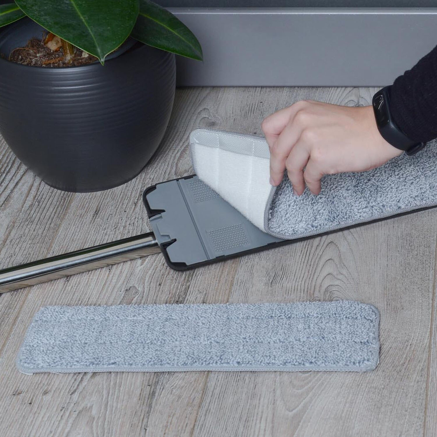 Flat Squeeze Mop and Bucket - Black Image 3