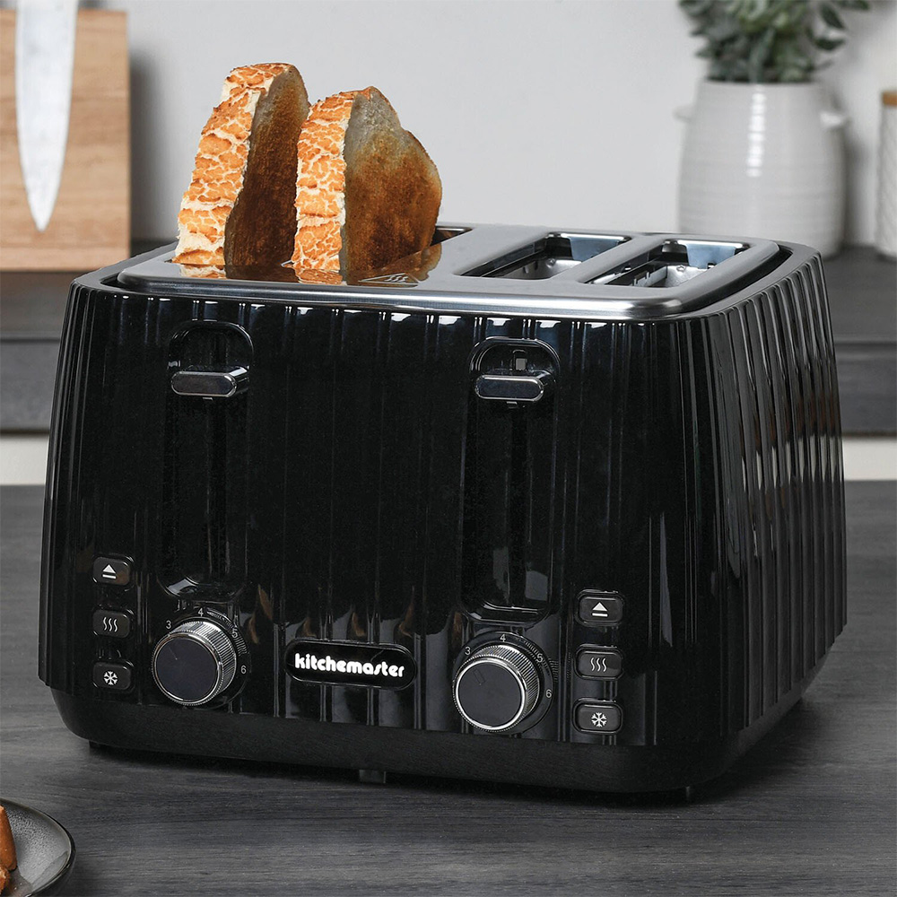 KitchenMaster Waterfall 4 Slice Toaster - Black Image 2