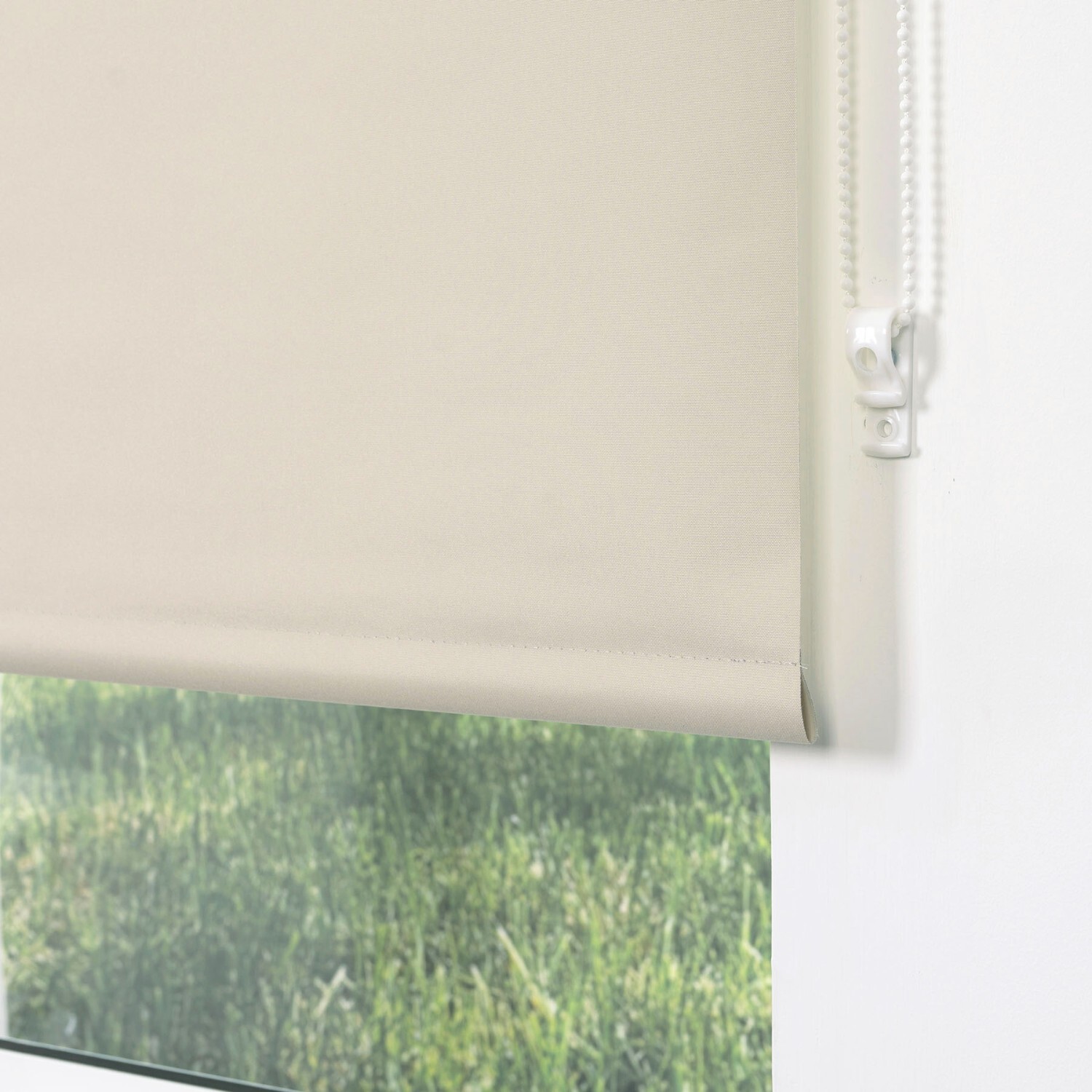Plain Blackout Blinds Oat 180cm Image 4