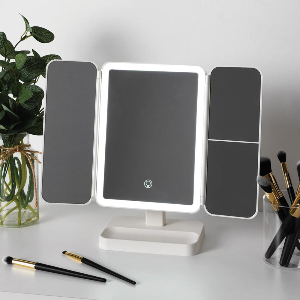 LED Foldable Vanity Mirror Image 2