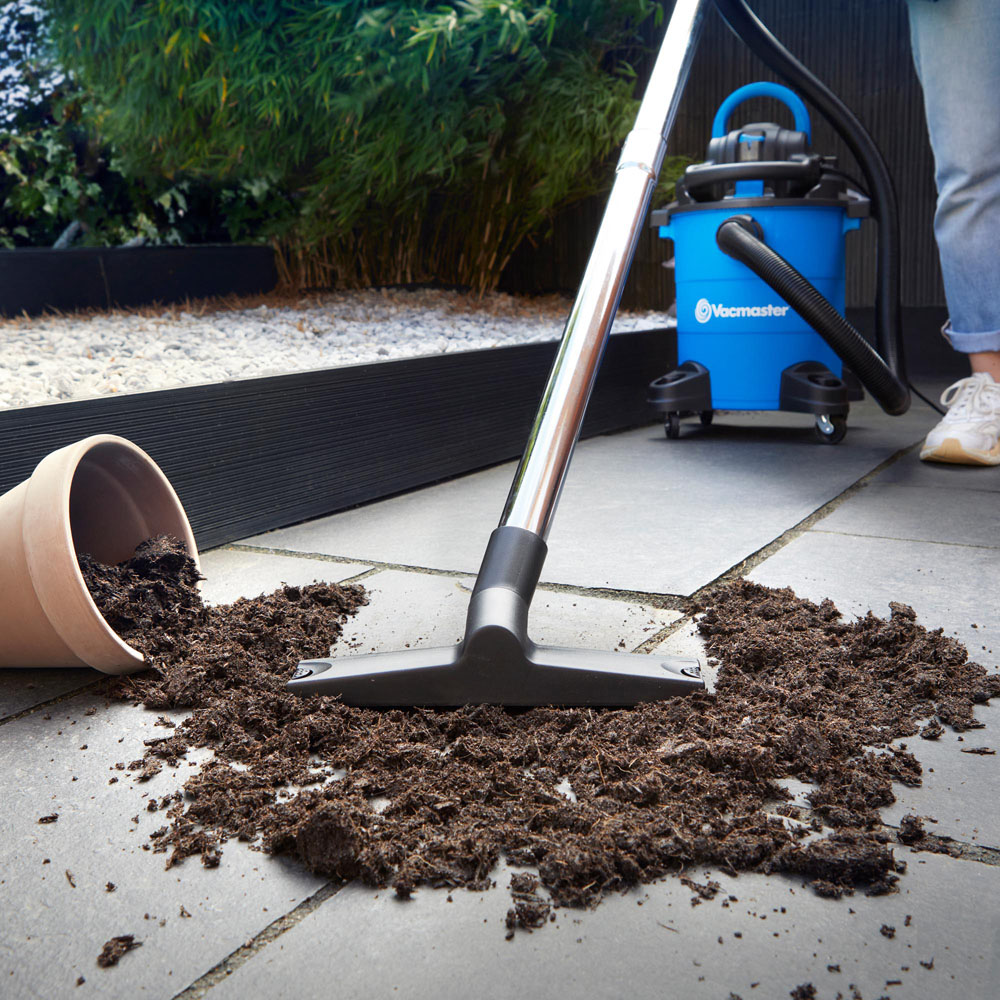 Vacmaster VBVB1518PF-01 Artificial Grass Vacuum Cleaner with Detachable Blower Image 5