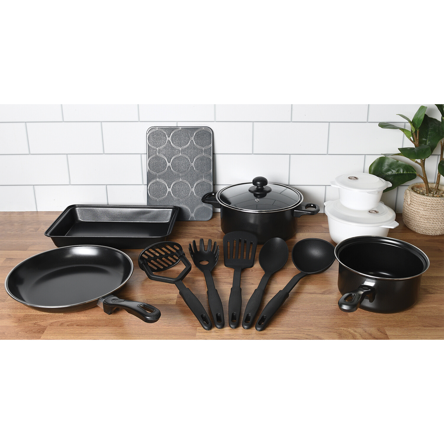 12 Piece Kitchen Starter Set - Black Image 2
