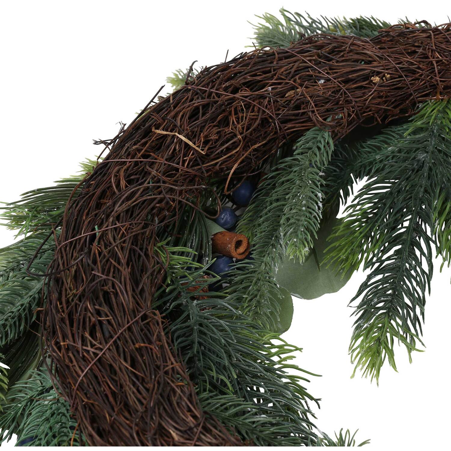 Cinnamon Berry Wreath Image 3