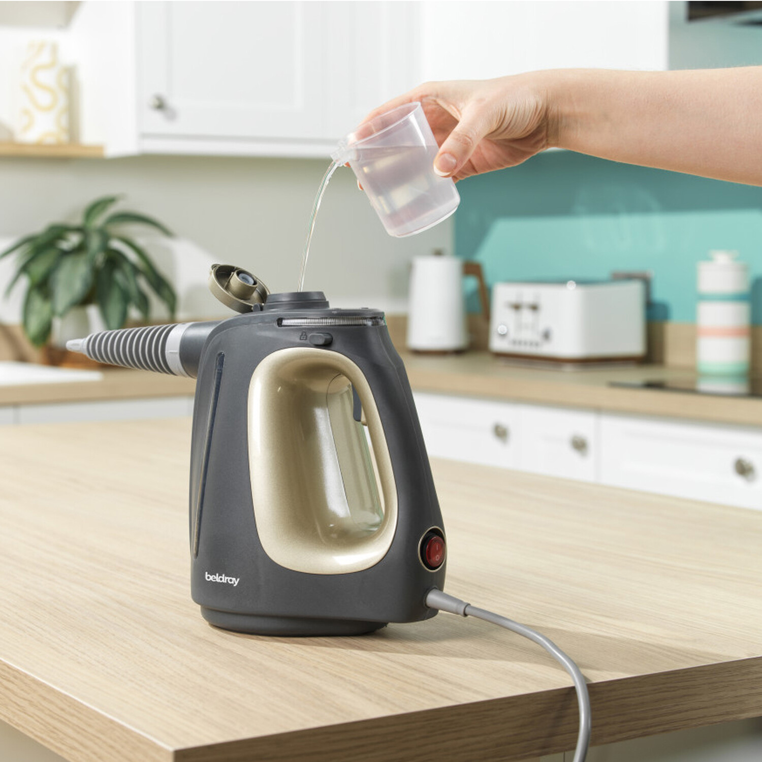 Beldray 15 in 1 Steam Cleaner Grey Image 12