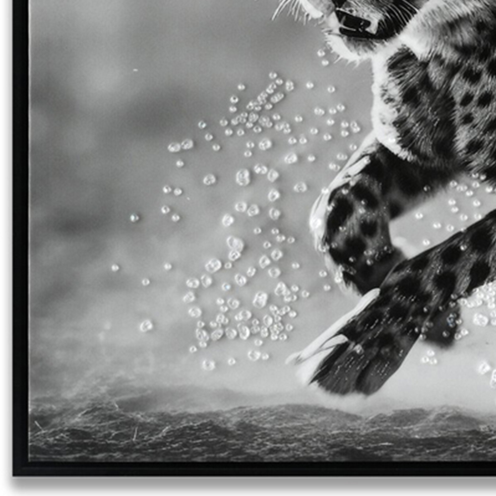 Monochrome Cheetah Framed Print - Black Image 4
